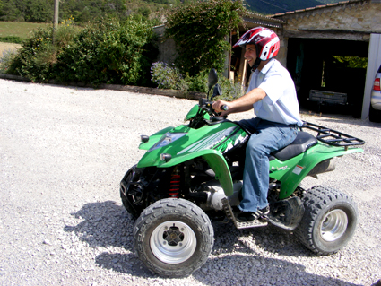 Nassim sur le Quad