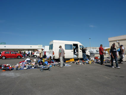 Marché gare - Nîmes