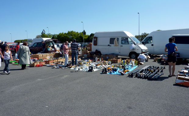 Marche Gare de Nimes