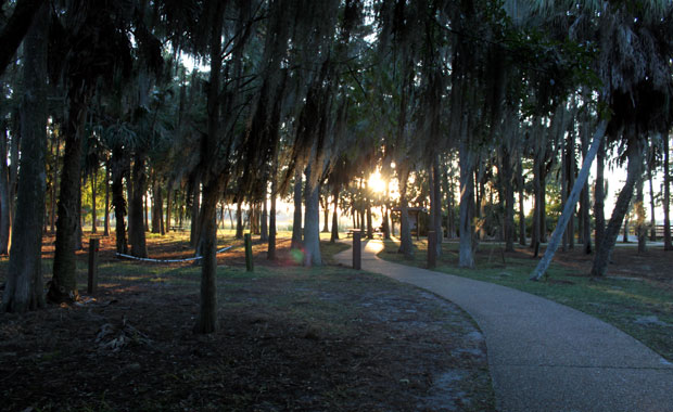 Coucher de soleil au parc John Chestnut