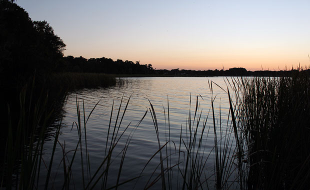 Coucher de soleil au parc John Chestnut