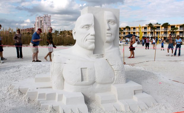 Sculpture sur sable à Treasure Island