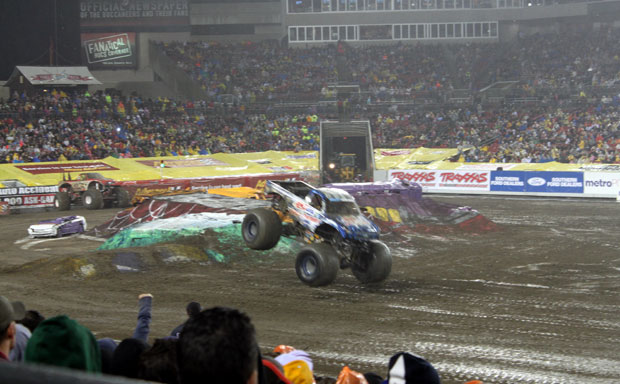 Monster Jam au stade Raymond James